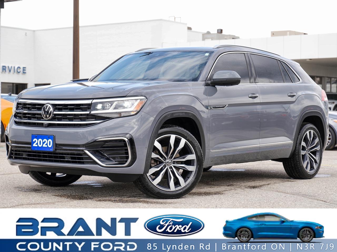 2021 Volkswagen Atlas Cross Sport Cross Sport LEATHER | PANO ROOF | COME CHECK US OU Photo0