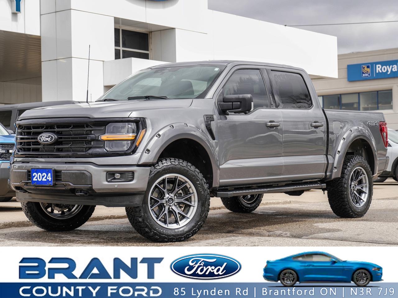Used 2024 Ford F-150 XLT 4WD | 303A PKG | LEATHER | LOW KM| WONT LAST ! for sale in Brantford, ON