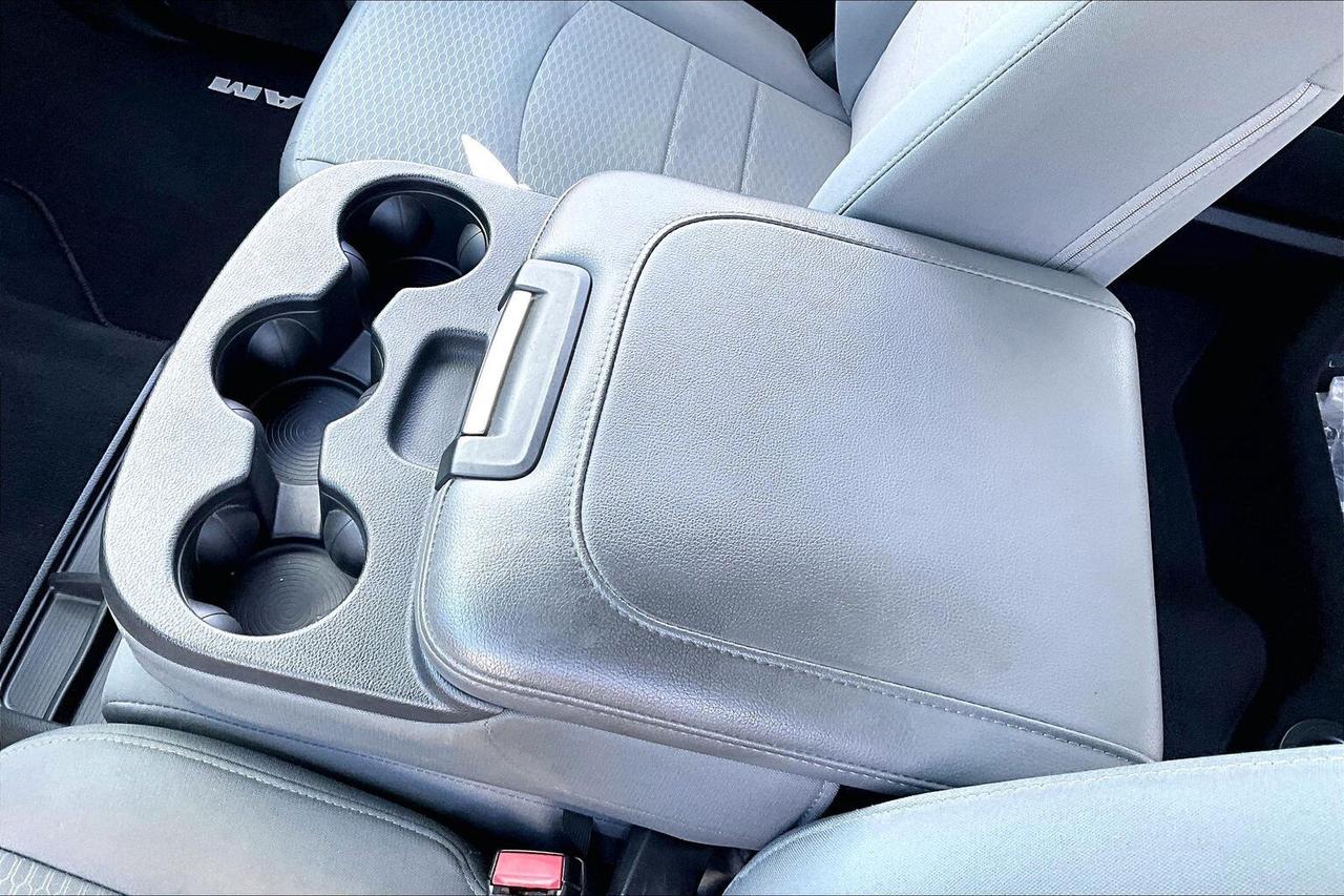 2018 RAM 1500 Big Horn Crew EcoDiesel | 6'4 Bed | 4X4 Photo