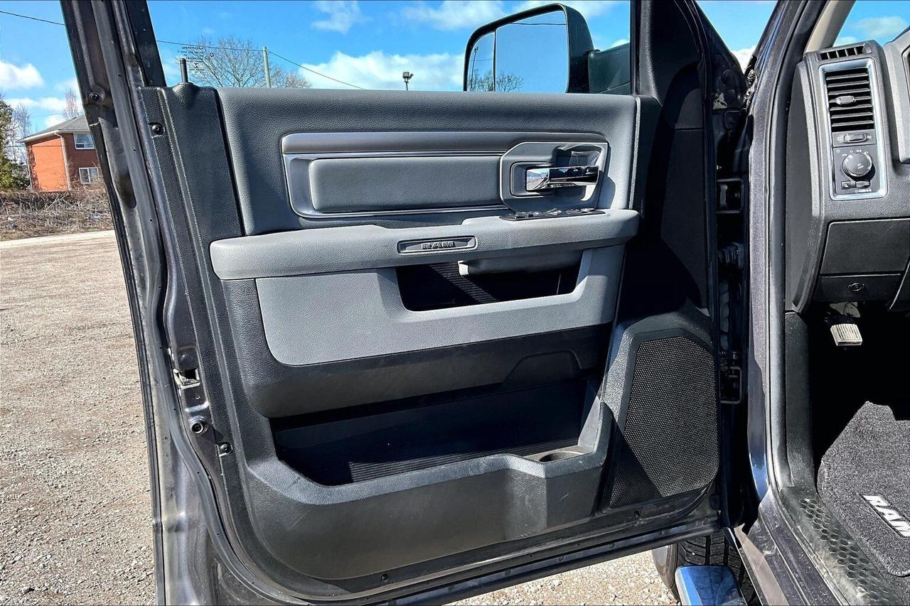 2018 RAM 1500 Big Horn Crew EcoDiesel | 6'4 Bed | 4X4 Photo