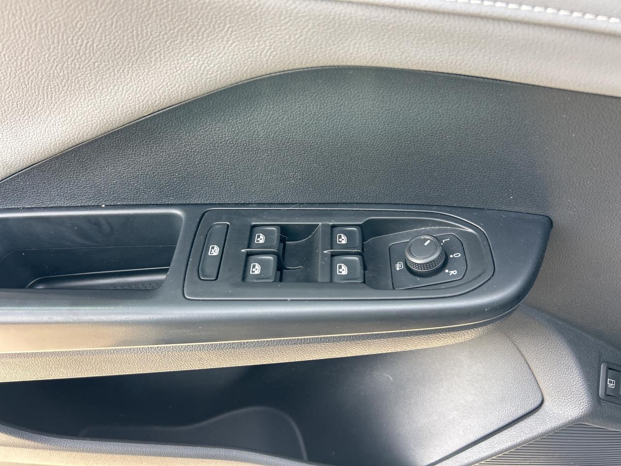 2024 Volkswagen Taos COMFORTLINE, SUNROOF, REMOTE START, BACK UP CAM! - Photo #15