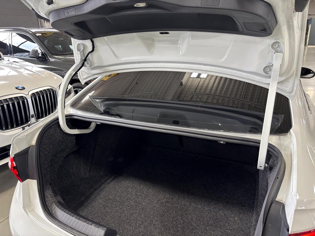 2024 Volkswagen Jetta Highline|NAV|ALLOYS|AMBIENT|BEATSAUDIO|LEATHER|+++ Photo4