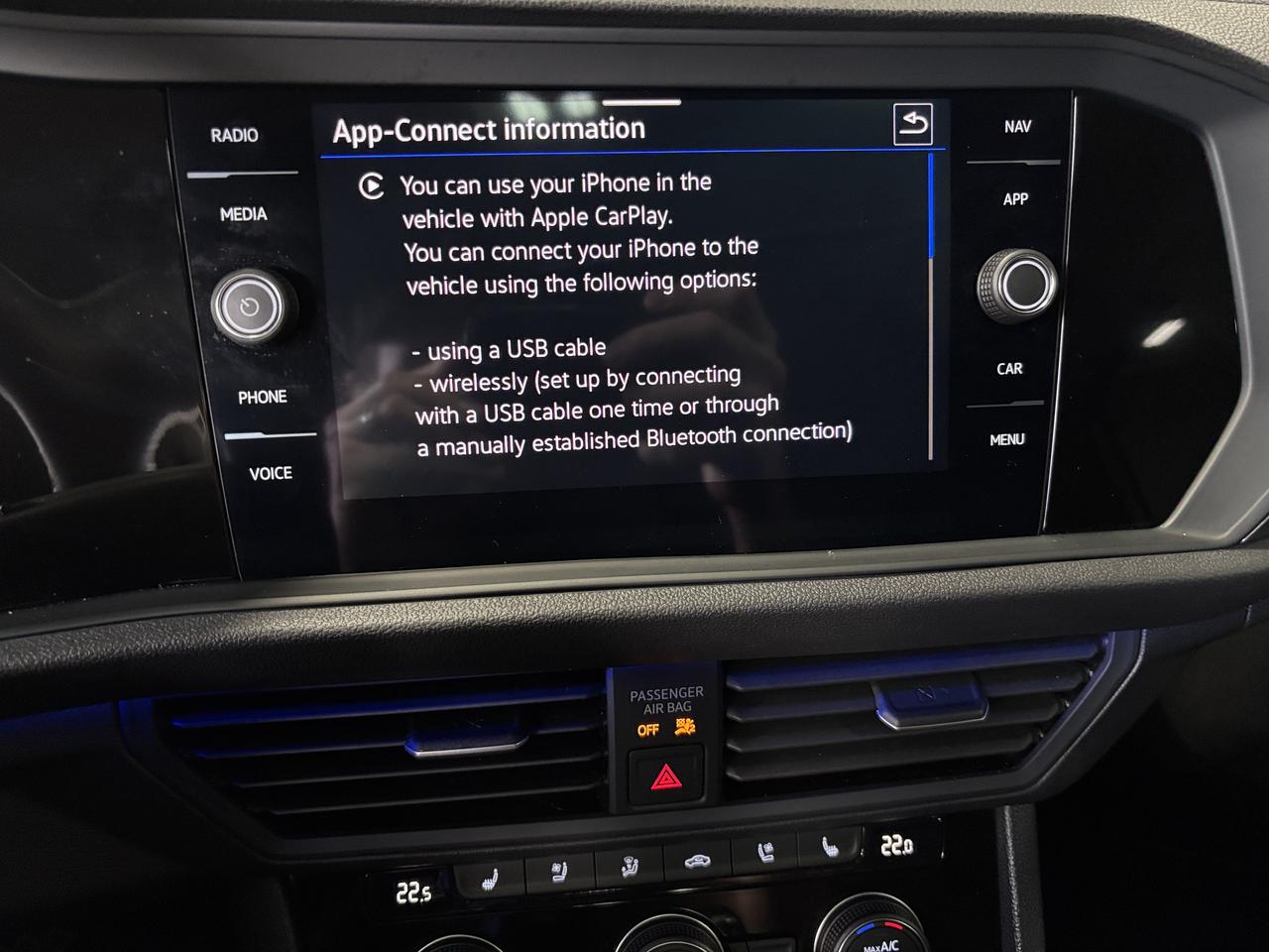 2024 Volkswagen Jetta Highline|NAV|ALLOYS|AMBIENT|BEATSAUDIO|LEATHER|+++ Photo