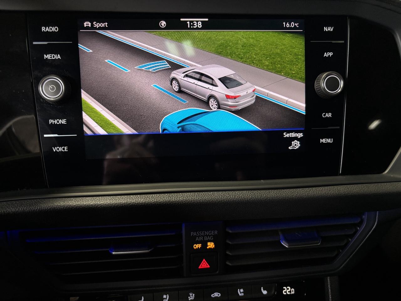 2024 Volkswagen Jetta Highline|NAV|ALLOYS|AMBIENT|BEATSAUDIO|LEATHER|+++ Photo