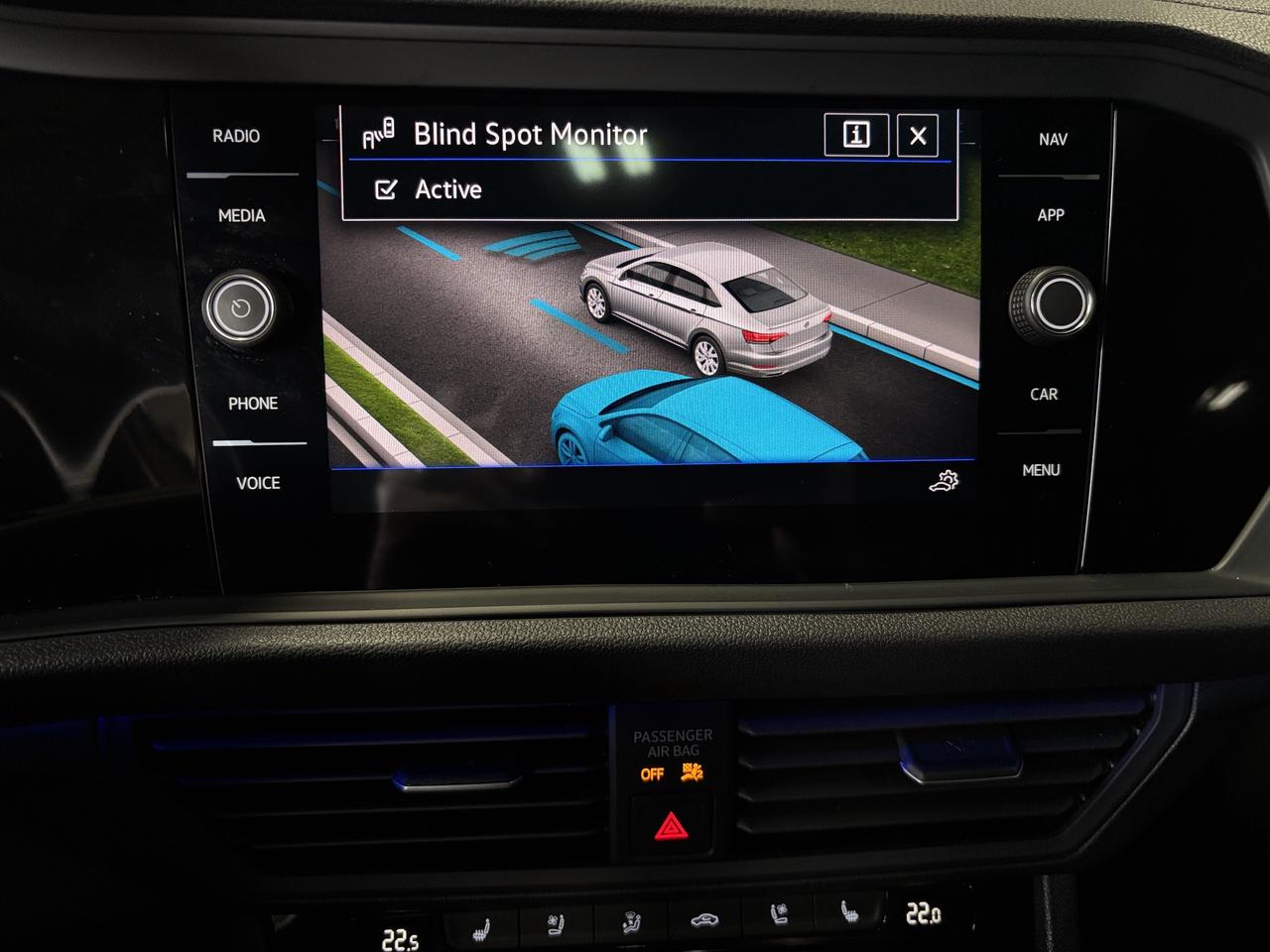 2024 Volkswagen Jetta Highline|NAV|ALLOYS|AMBIENT|BEATSAUDIO|LEATHER|+++ Photo