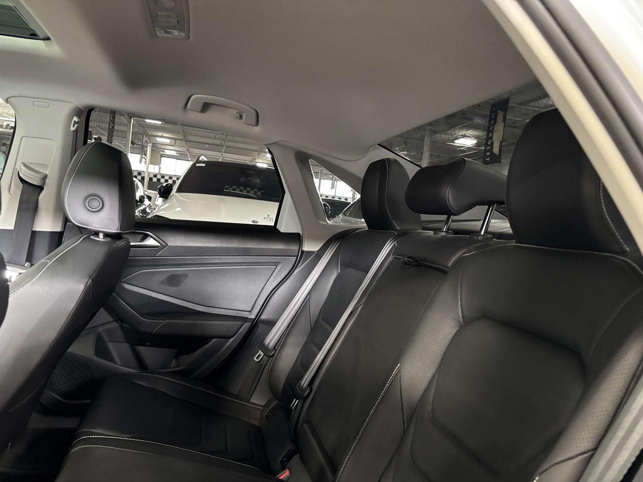 2024 Volkswagen Jetta Highline|NAV|ALLOYS|AMBIENT|BEATSAUDIO|LEATHER|+++ Photo