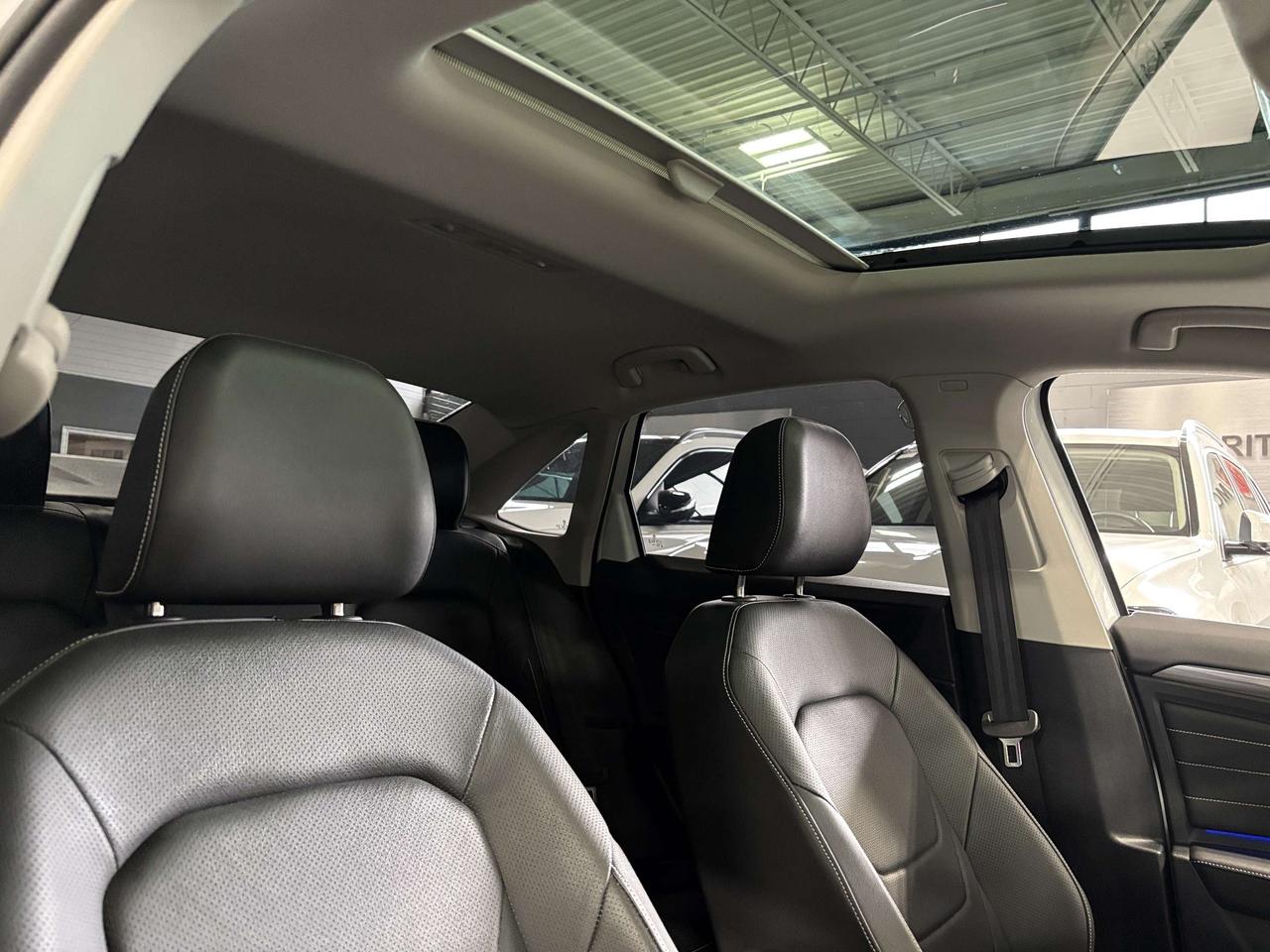 2024 Volkswagen Jetta Highline|NAV|ALLOYS|AMBIENT|BEATSAUDIO|LEATHER|+++ Photo