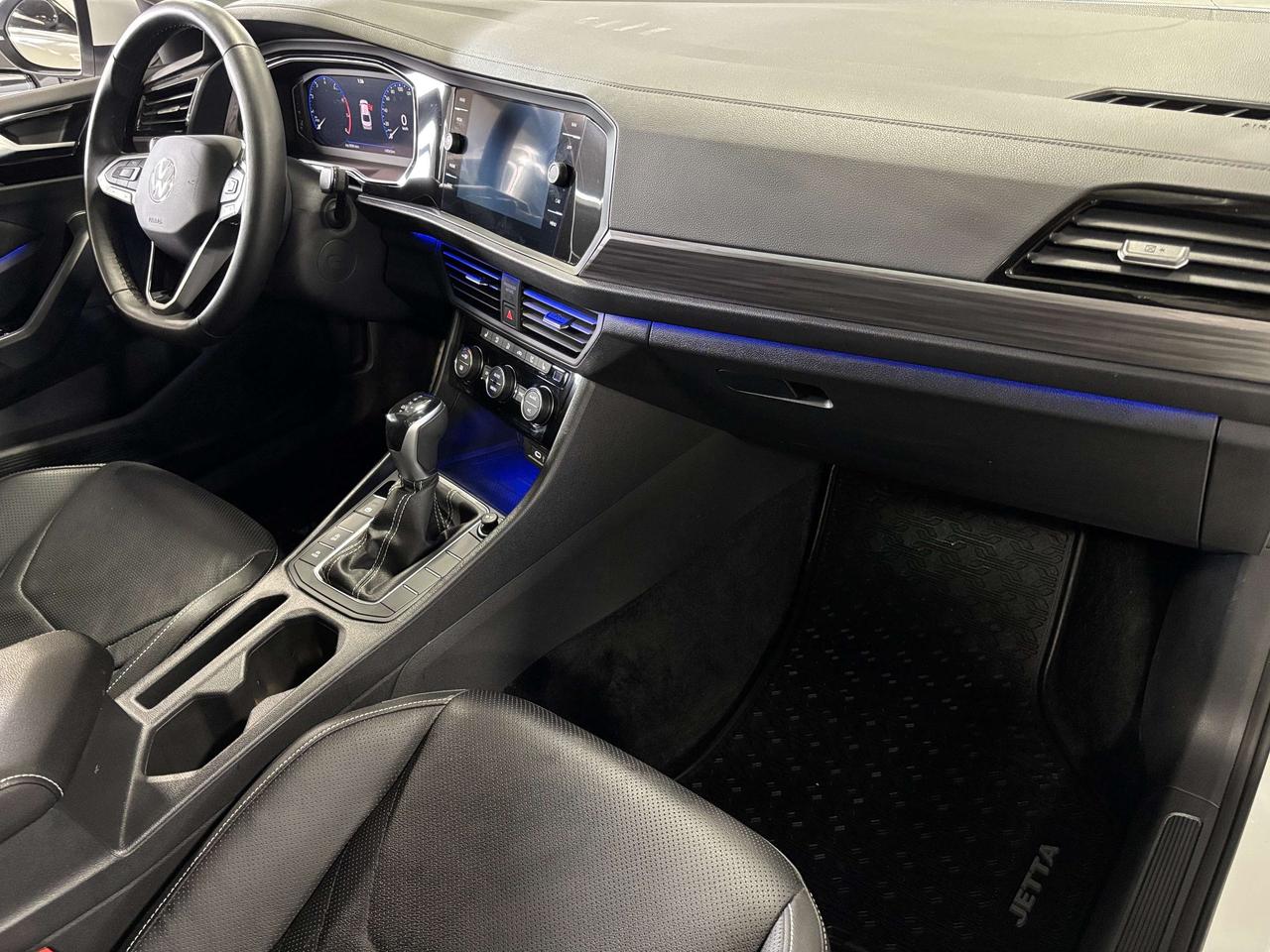 2024 Volkswagen Jetta Highline|NAV|ALLOYS|AMBIENT|BEATSAUDIO|LEATHER|+++ Photo