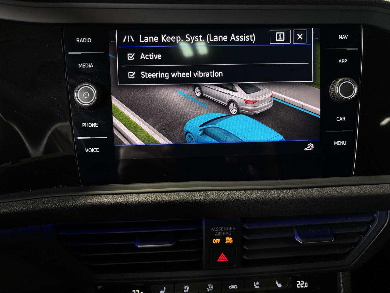 2024 Volkswagen Jetta Highline|NAV|ALLOYS|AMBIENT|BEATSAUDIO|LEATHER|+++ Photo