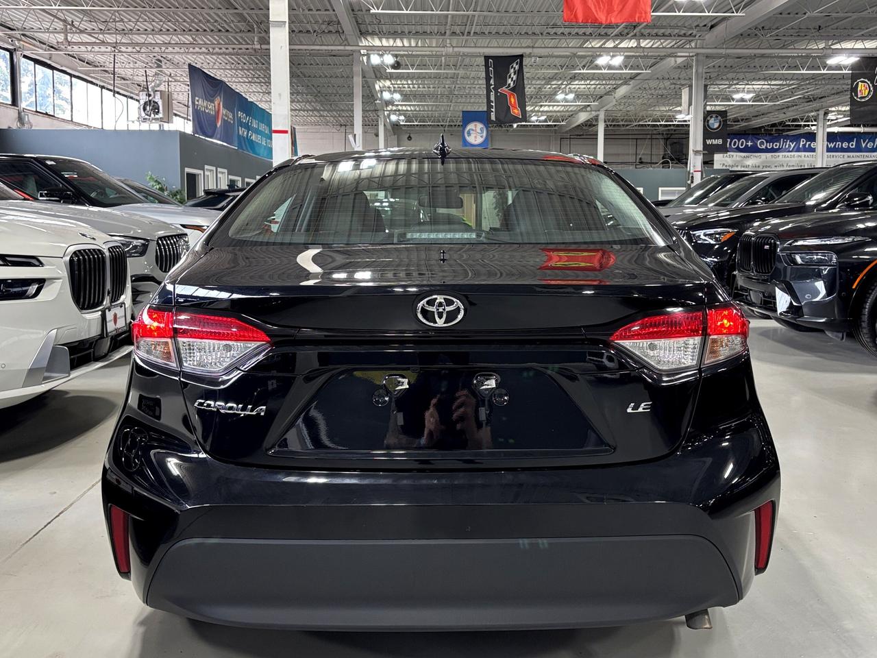 2025 Toyota Corolla LE CVT|ALLOYS|SUNROOF|WIRELESSCHARGING|HEATSTEER|+ Photo