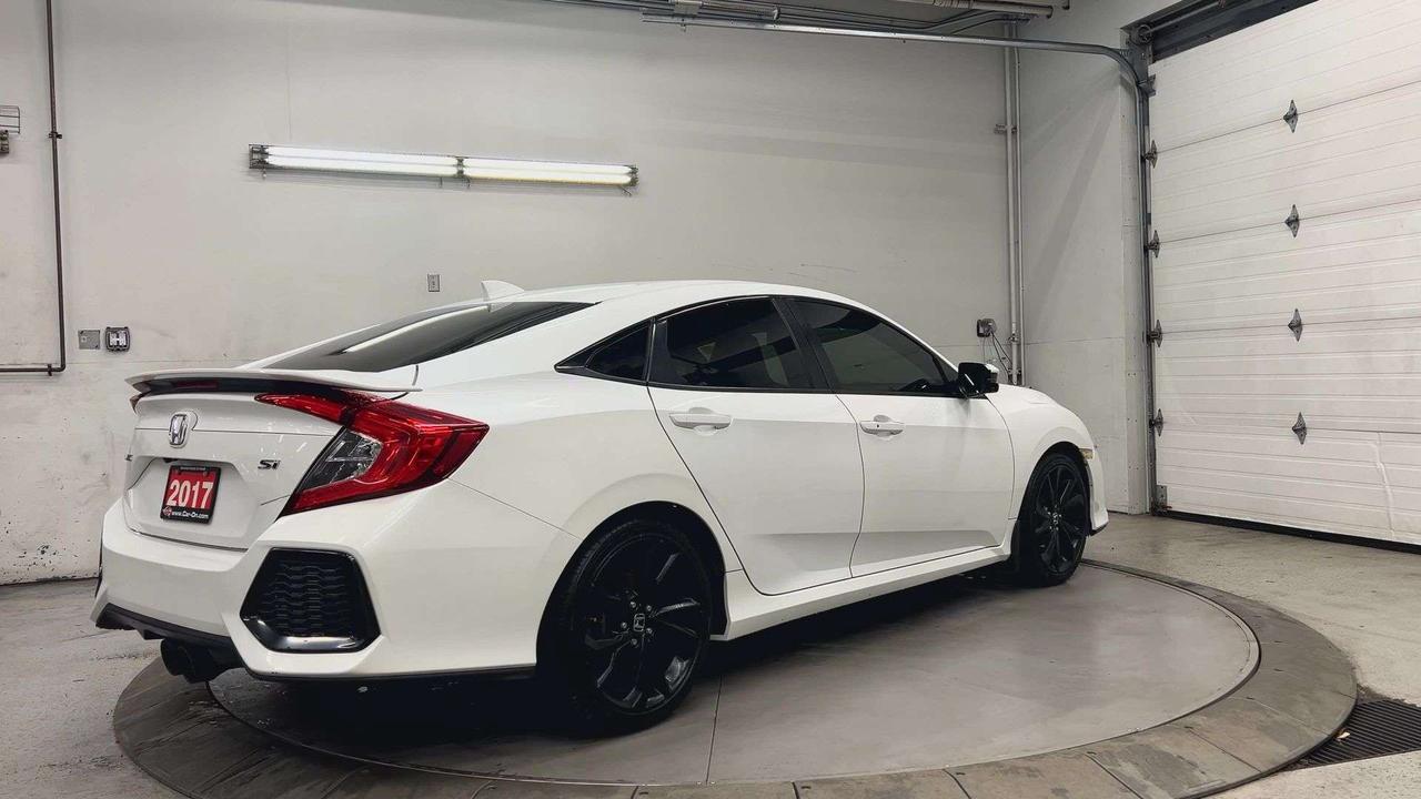 2017 Honda Civic SI | 200HP TURBO! | SUNROOF | HTD SEATS | CARPLAY Photo