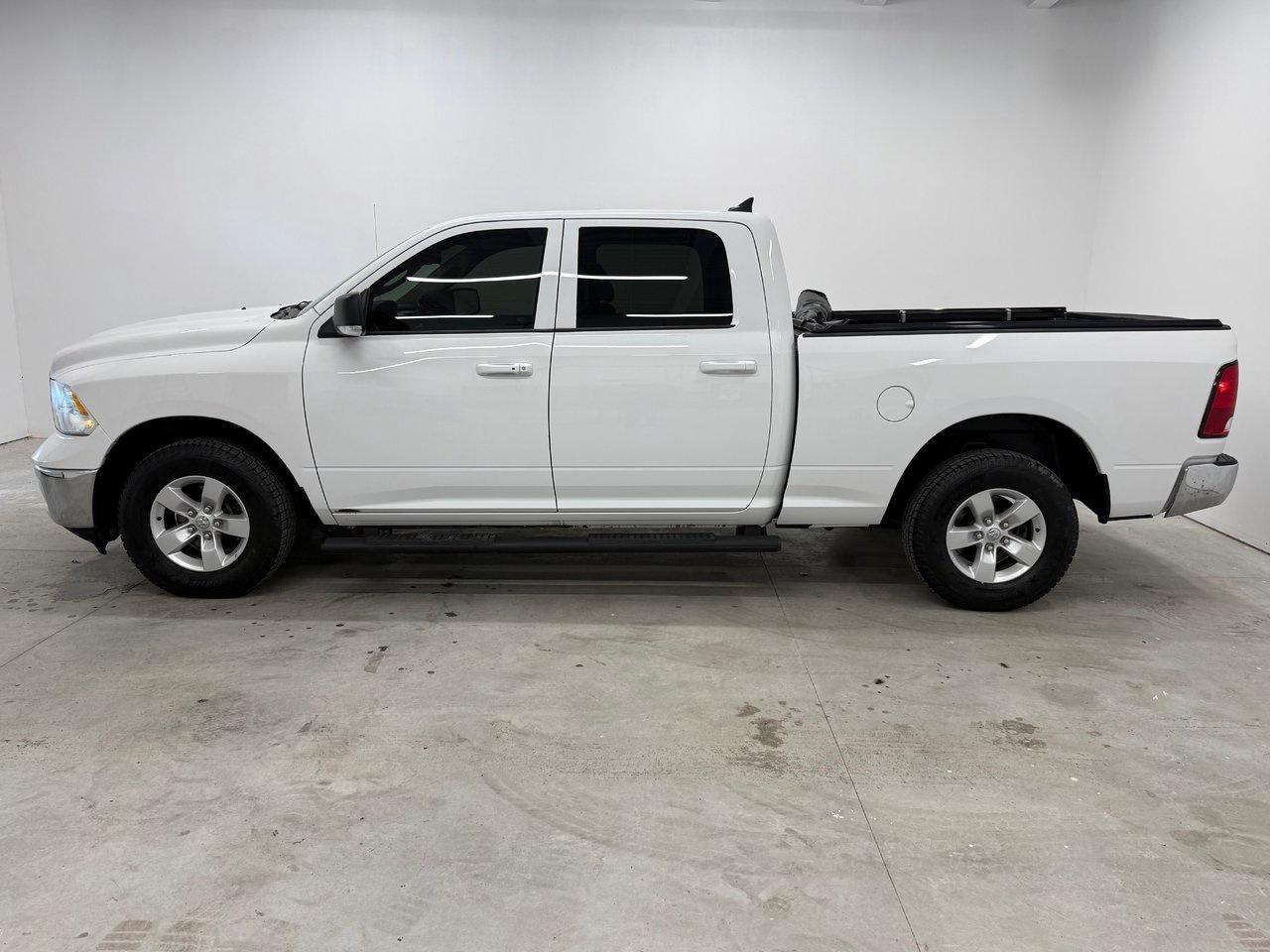 2022 RAM 1500 Classic SLT Photo2