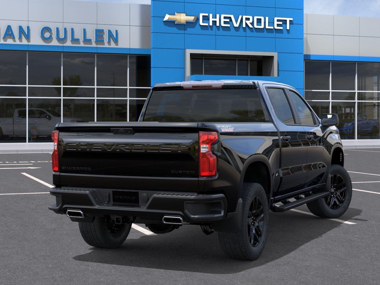2026 Chevrolet Silverado 1500 Custom Trail Boss Crew Cab Short Box 4-Wheel Drive Custom Trail Boss Photo