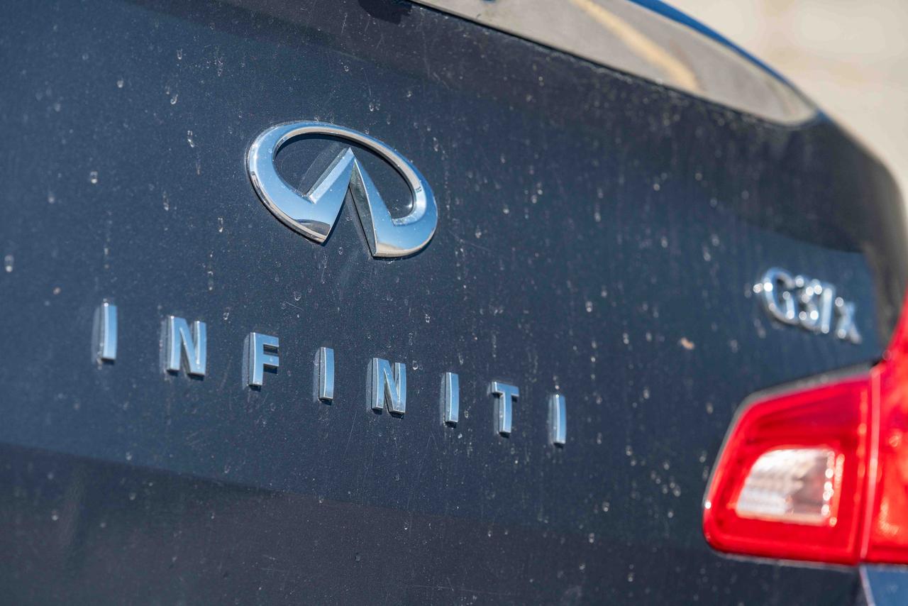 2011 Infiniti G37 X SEDAN PREMIUM Photo