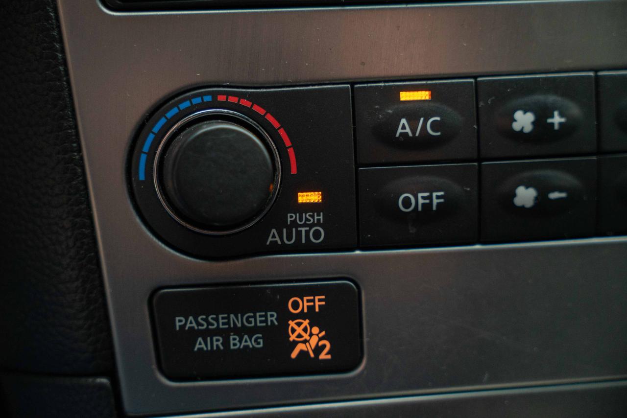 2011 Infiniti G37 X SEDAN PREMIUM Photo