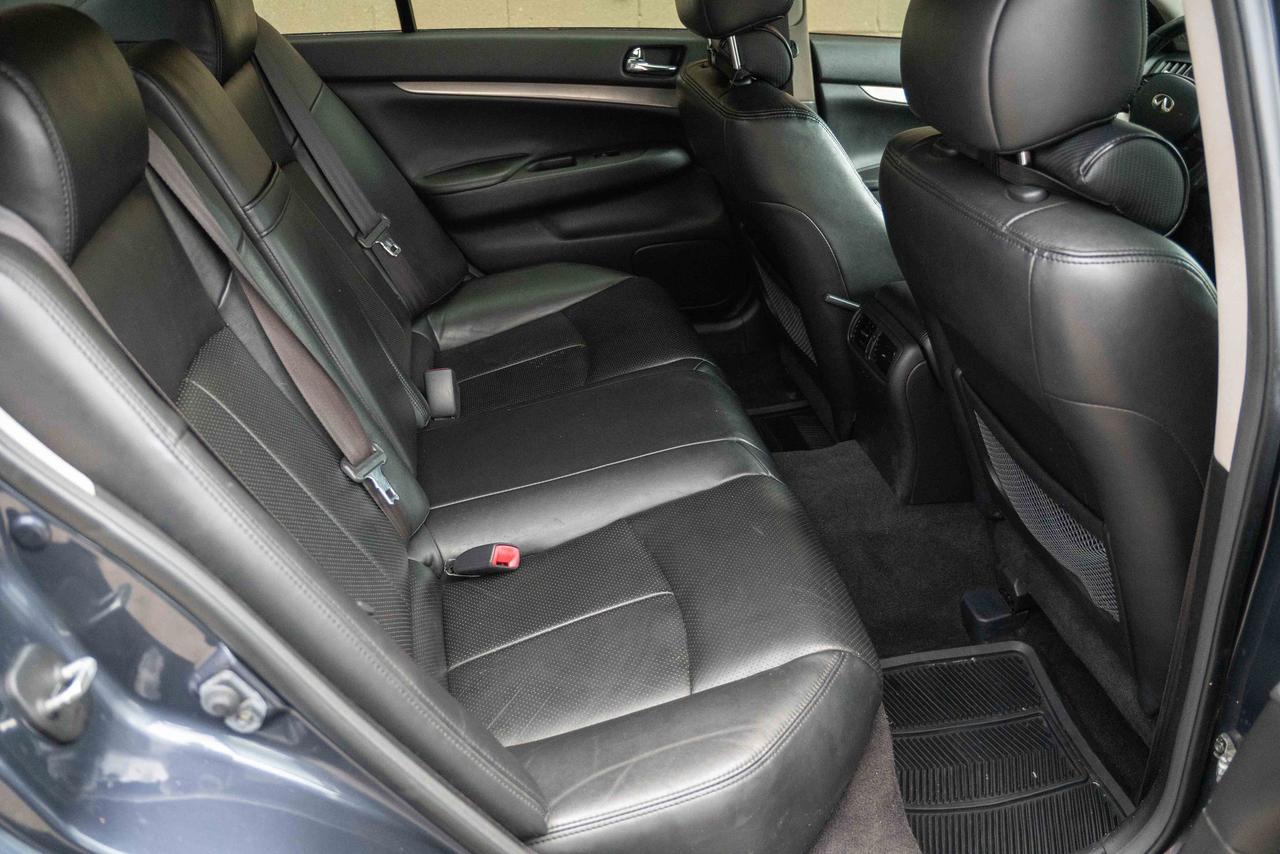 2011 Infiniti G37 X SEDAN PREMIUM Photo