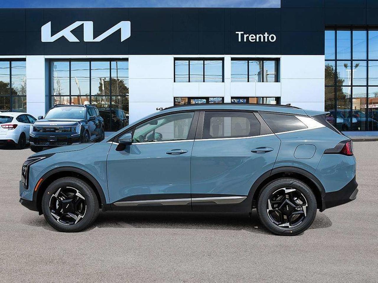 2026 Kia Sportage EX Photo2