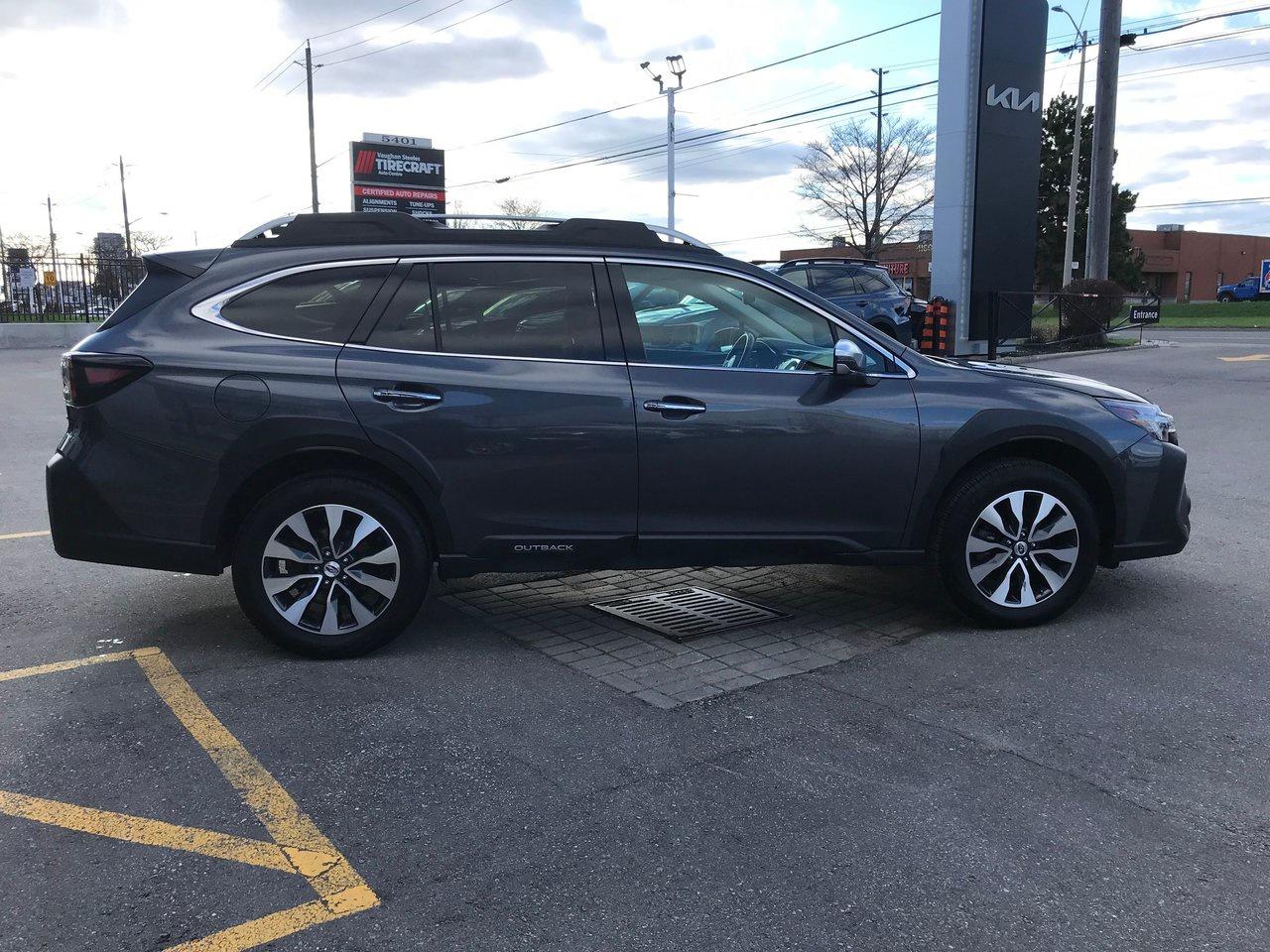 2023 Subaru Outback Premier XT CVT Photo