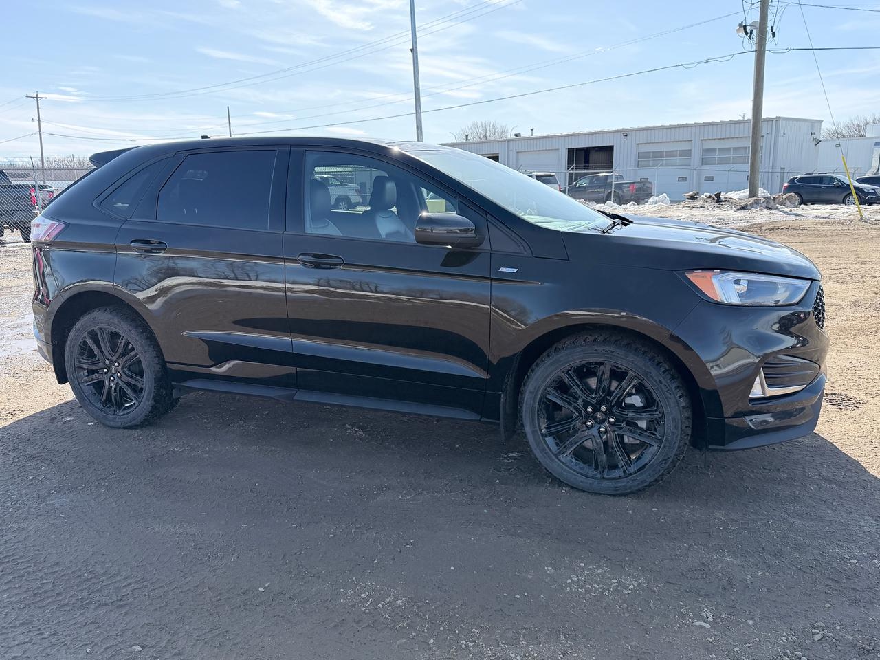 2022 Ford Edge ST Line Photo2