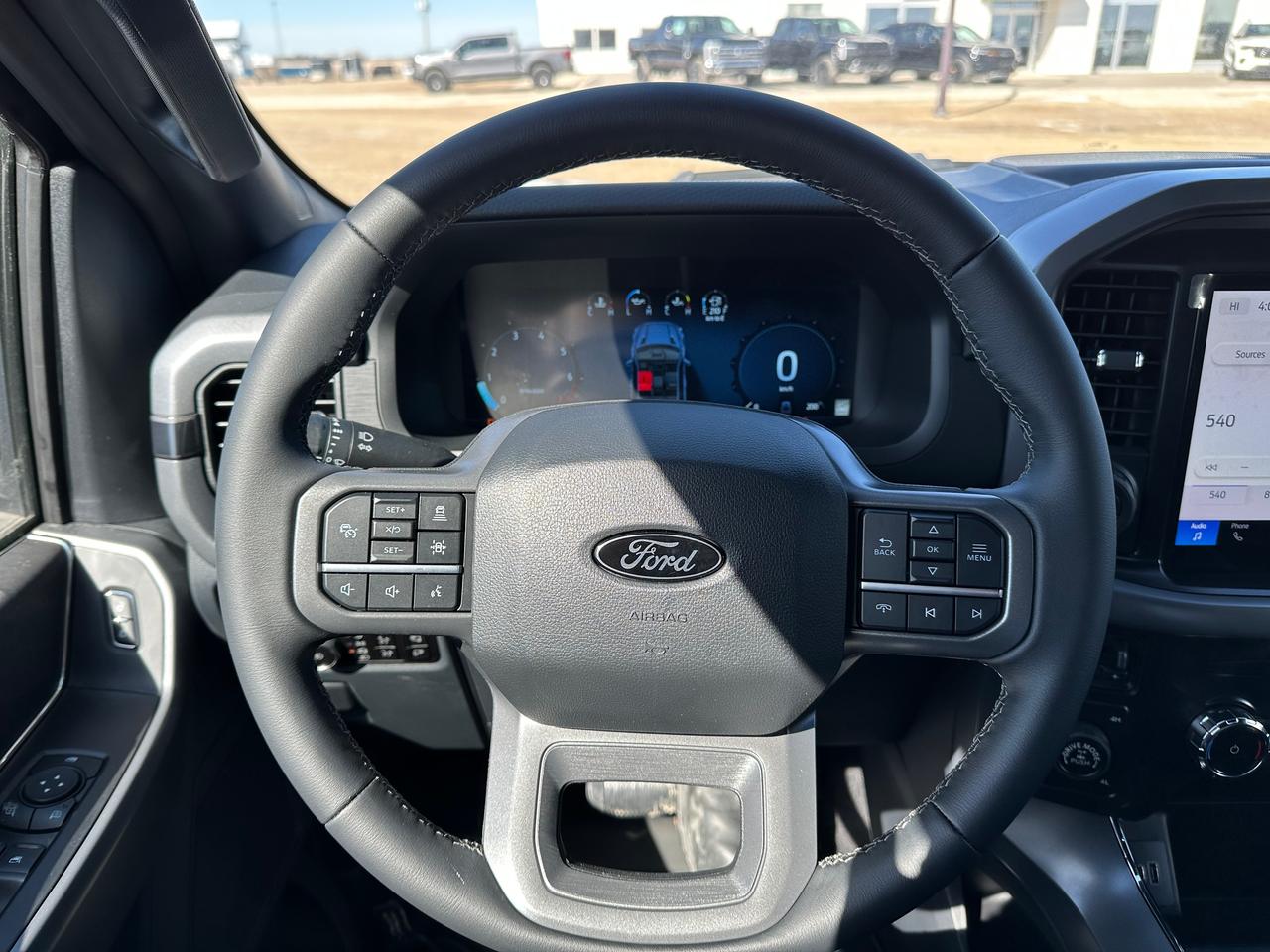 2026 Ford F-150 XLT 4WD SuperCrew 5.5' Box 302A Photo5