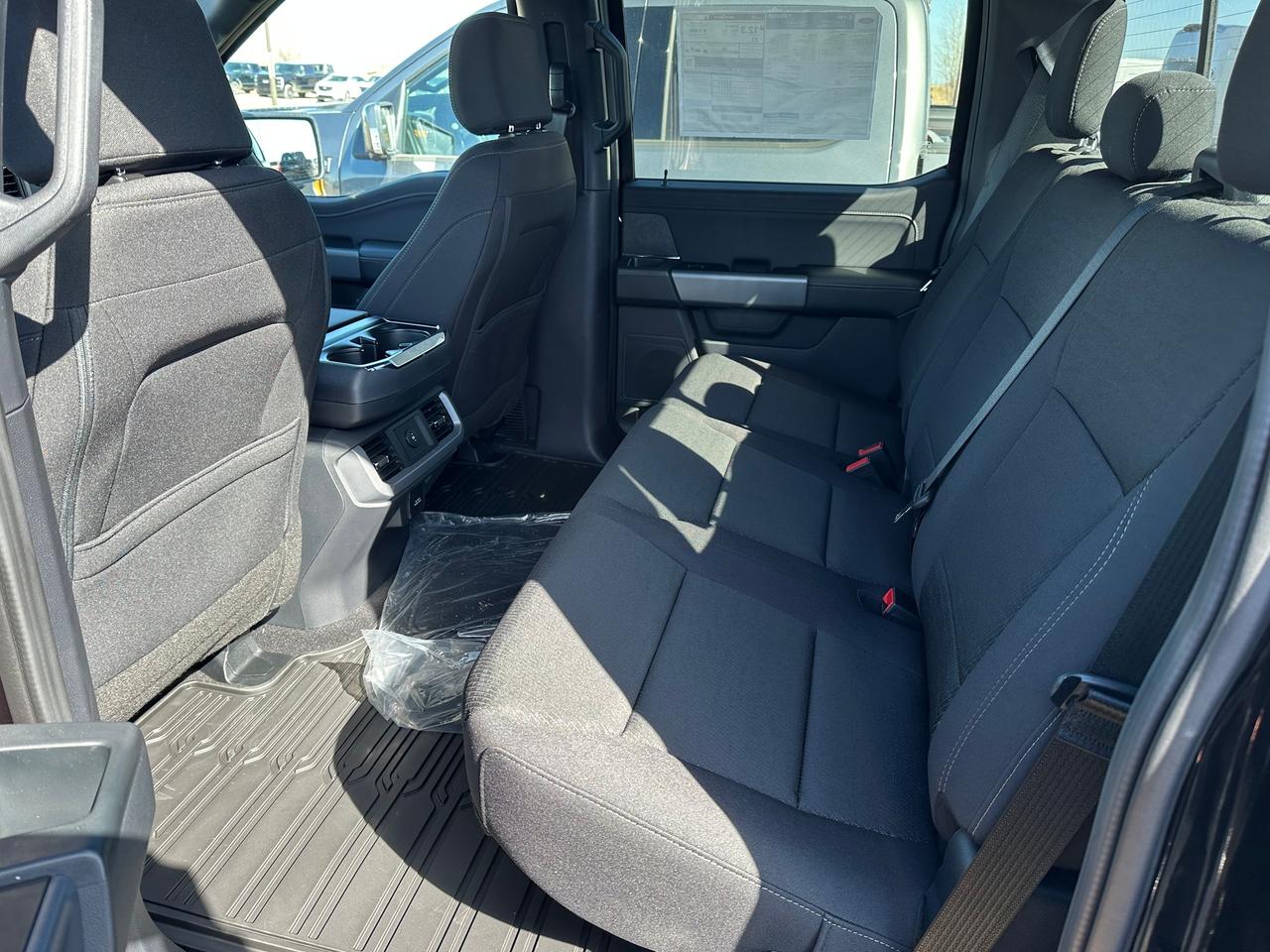 2026 Ford F-150 XLT 4WD SuperCrew 5.5' Box 302A Photo5