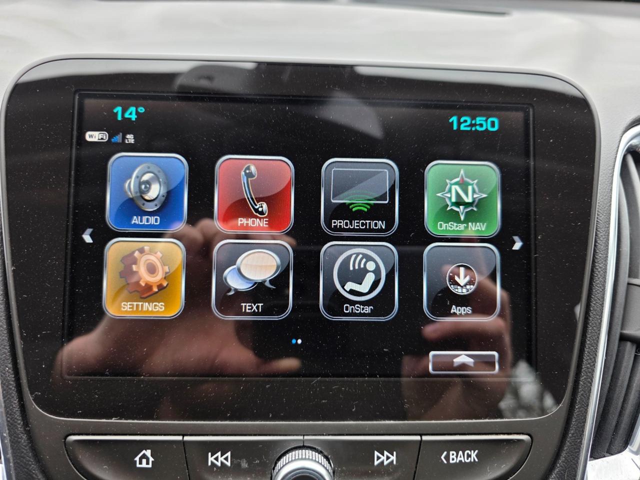 2018 Chevrolet Malibu LT Photo