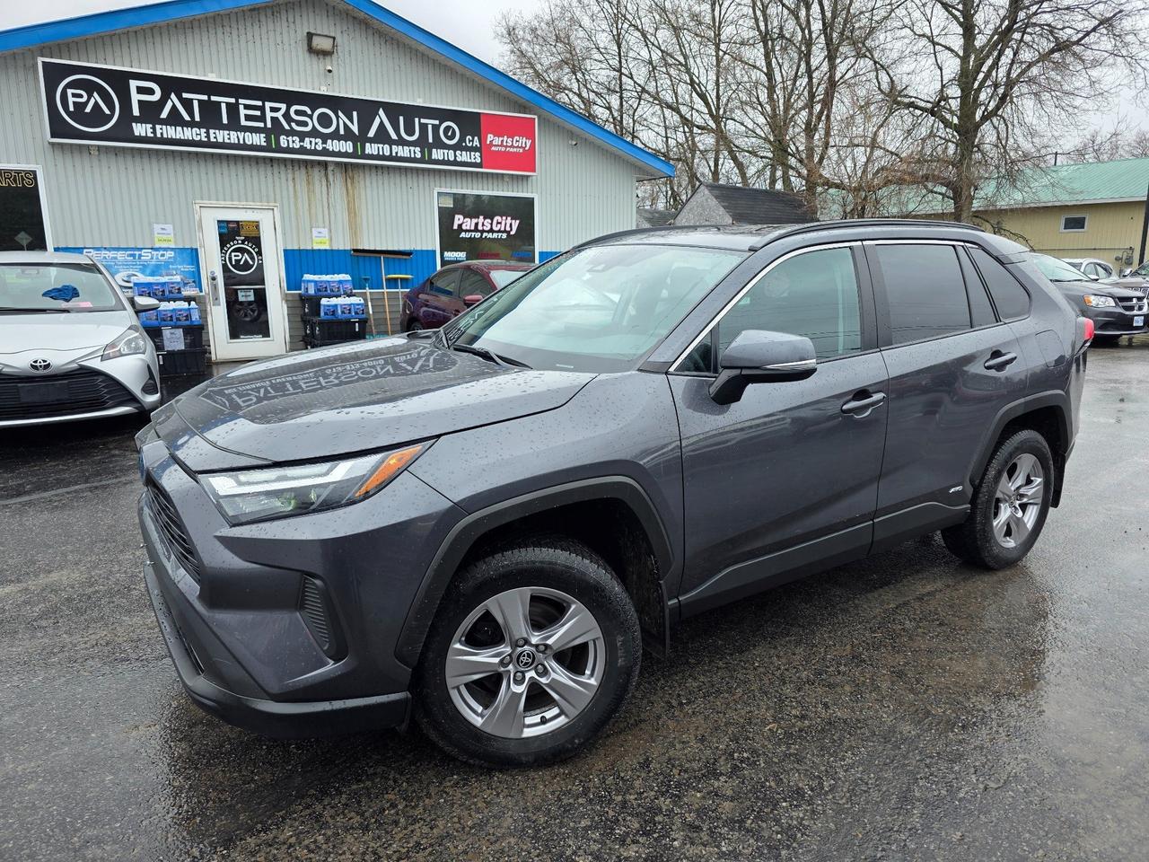 2022 Toyota RAV4 Hybrid XLE