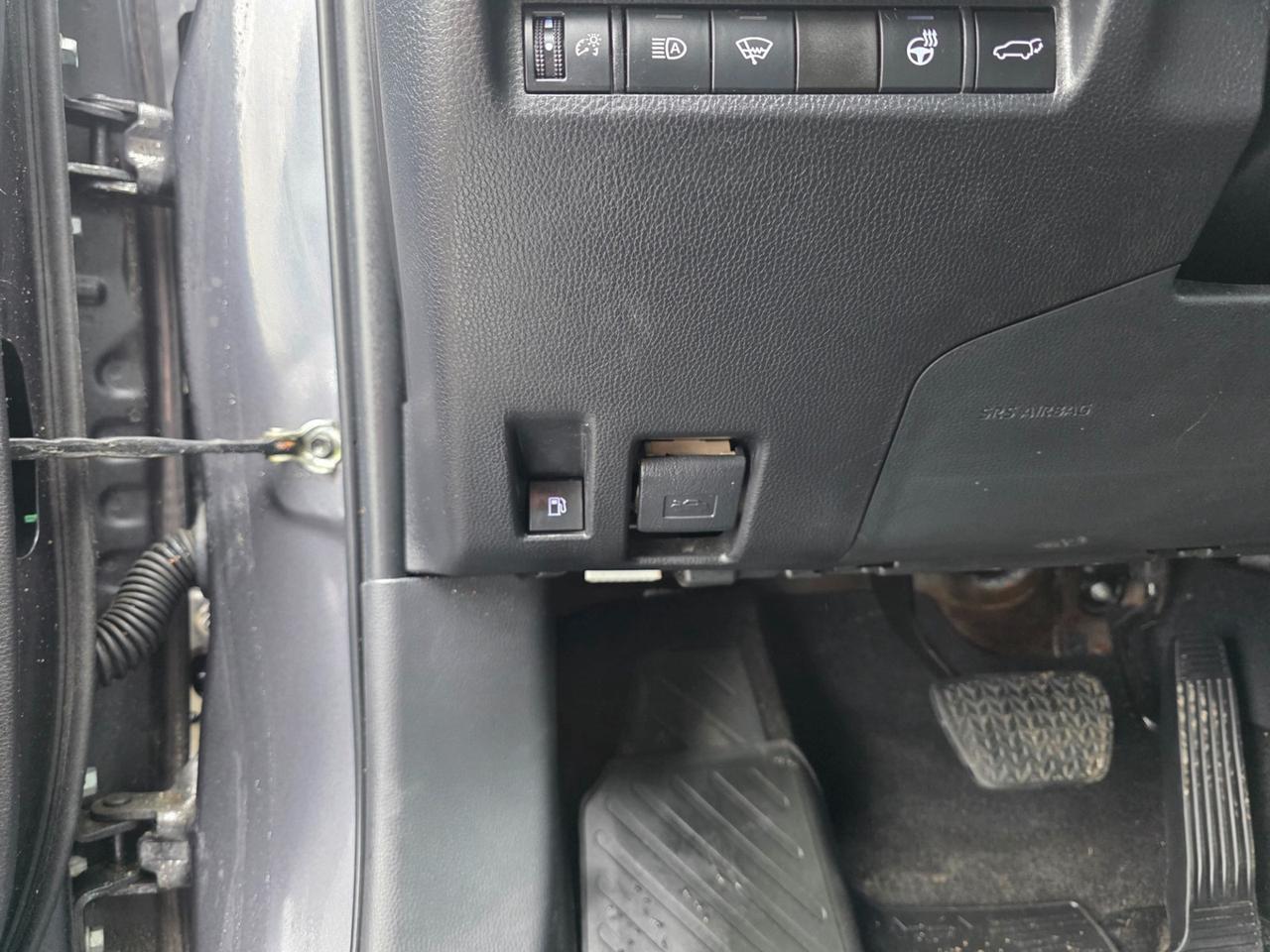 2022 Toyota RAV4 Hybrid XLE Photo