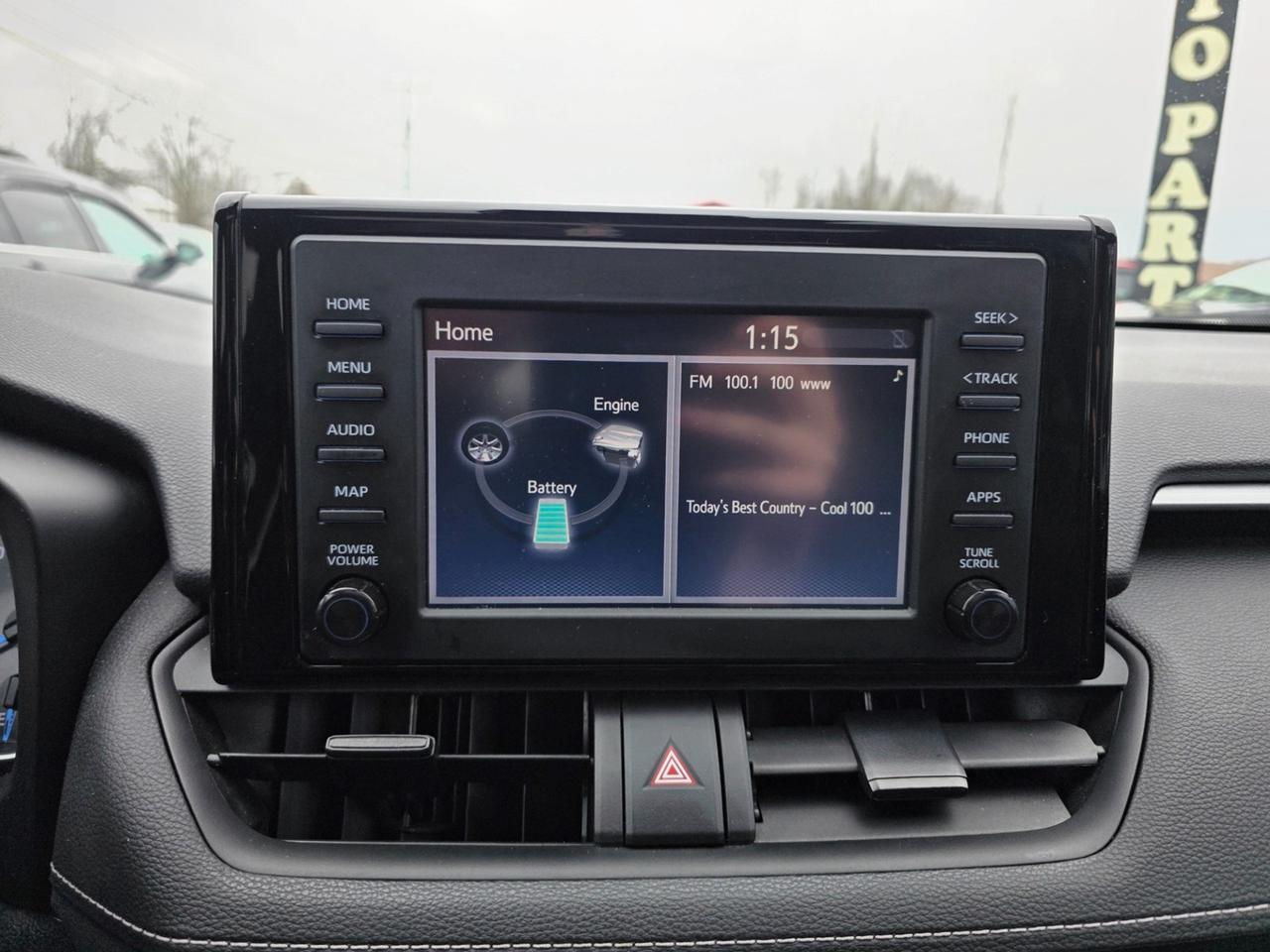 2022 Toyota RAV4 Hybrid XLE Photo
