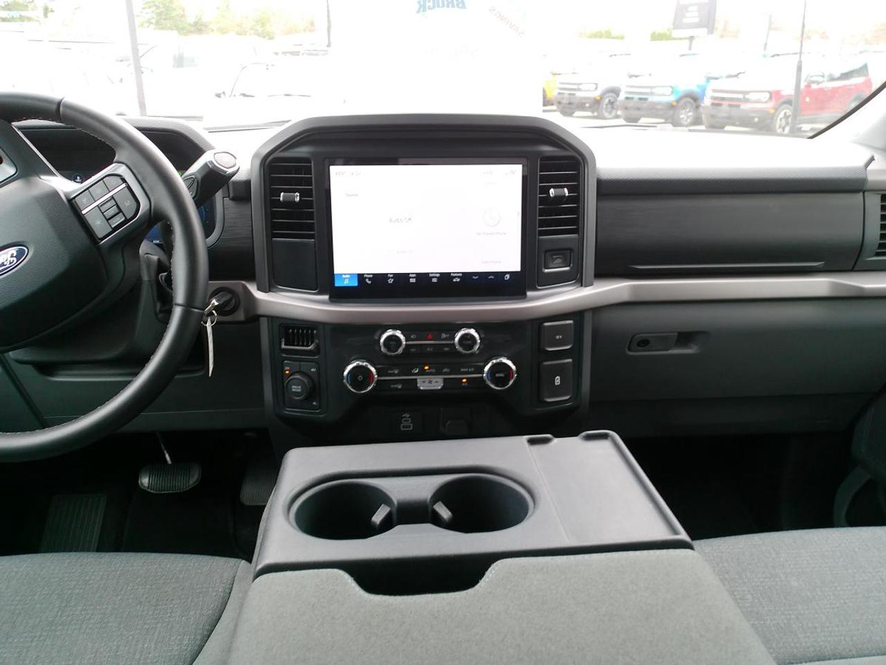 2025 Ford F-150 XLT 4WD SuperCrew 5.5' Box Photo