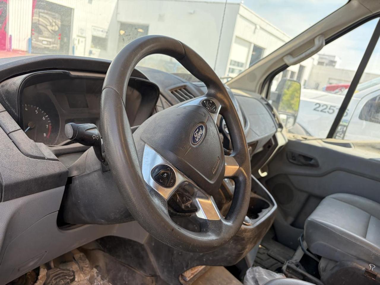 2018 Ford Transit Cutaway BASE Photo