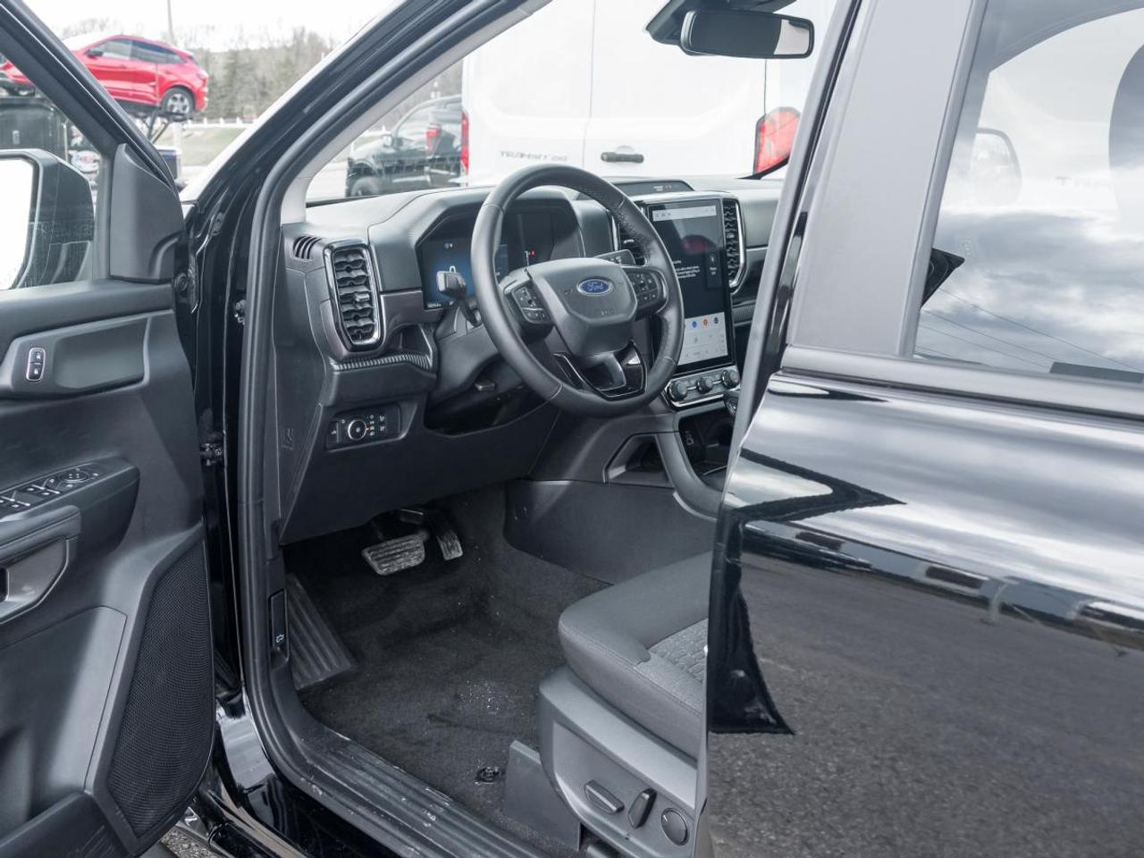 2025 Ford Ranger XLT Photo