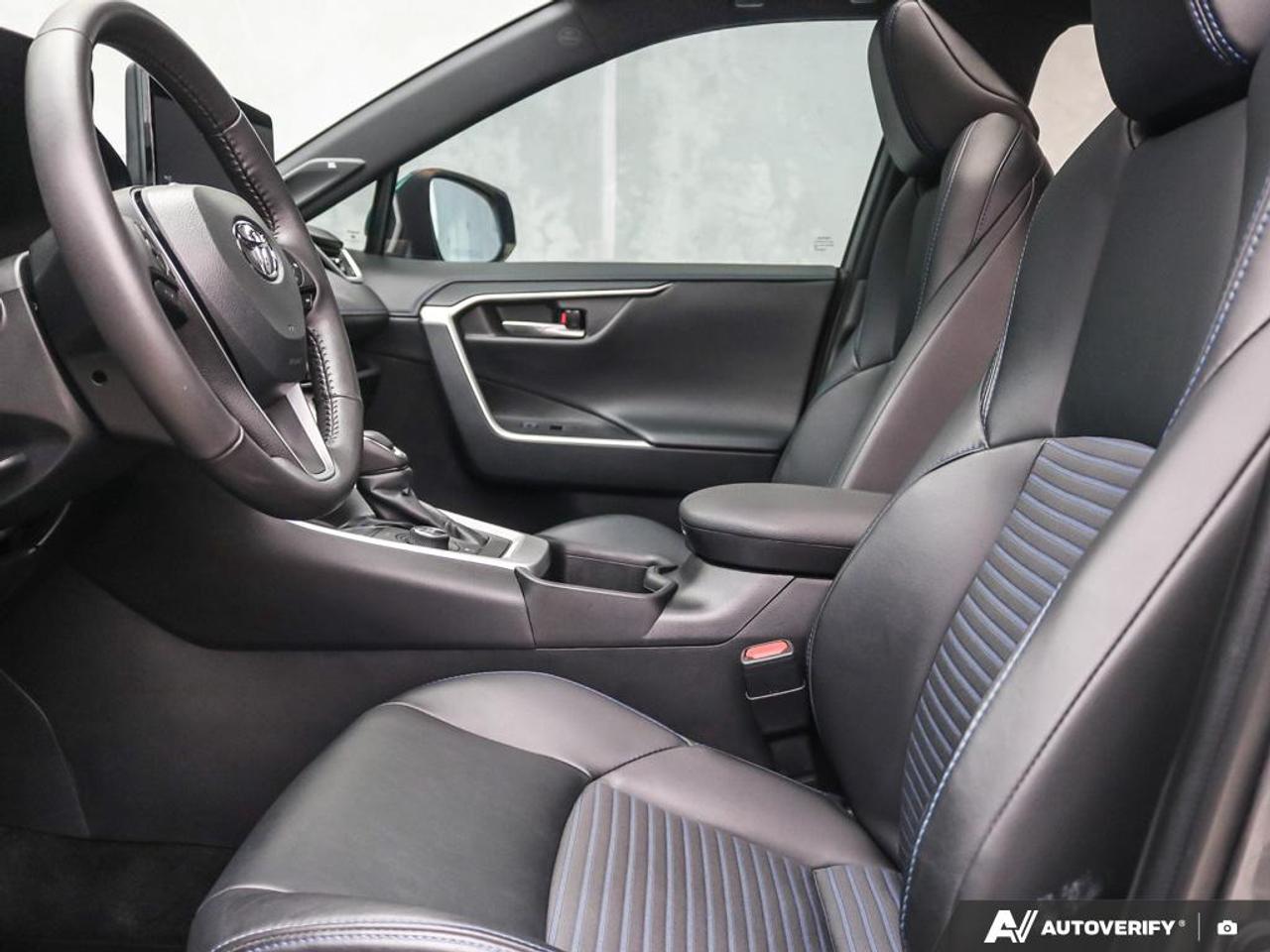 2023 Toyota RAV4 Hybrid XSE Photo