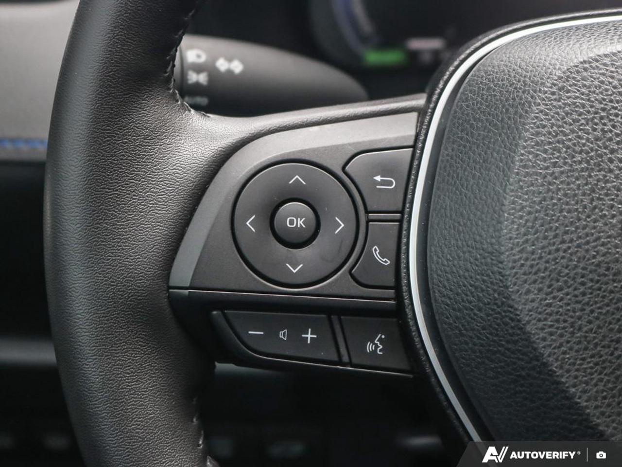 2023 Toyota RAV4 Hybrid XSE Photo