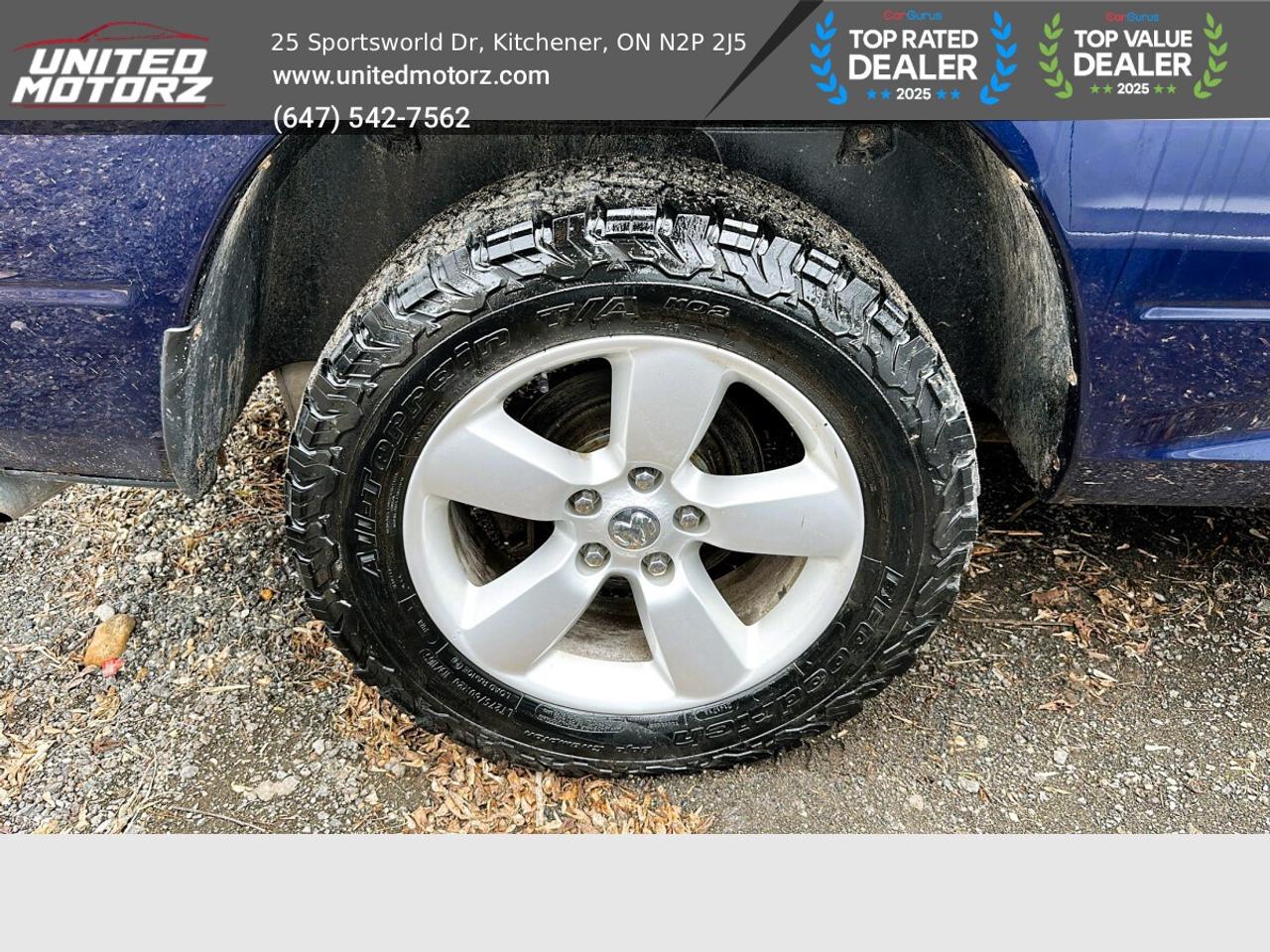 2014 RAM 1500 SLT Quad Cab Hemi V8 5.7L~NO ACCIDENTS~3 Photo