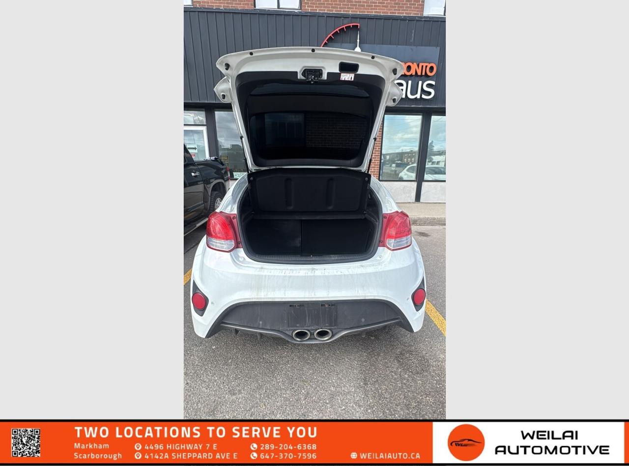 2016 Hyundai Veloster Turbo Photo