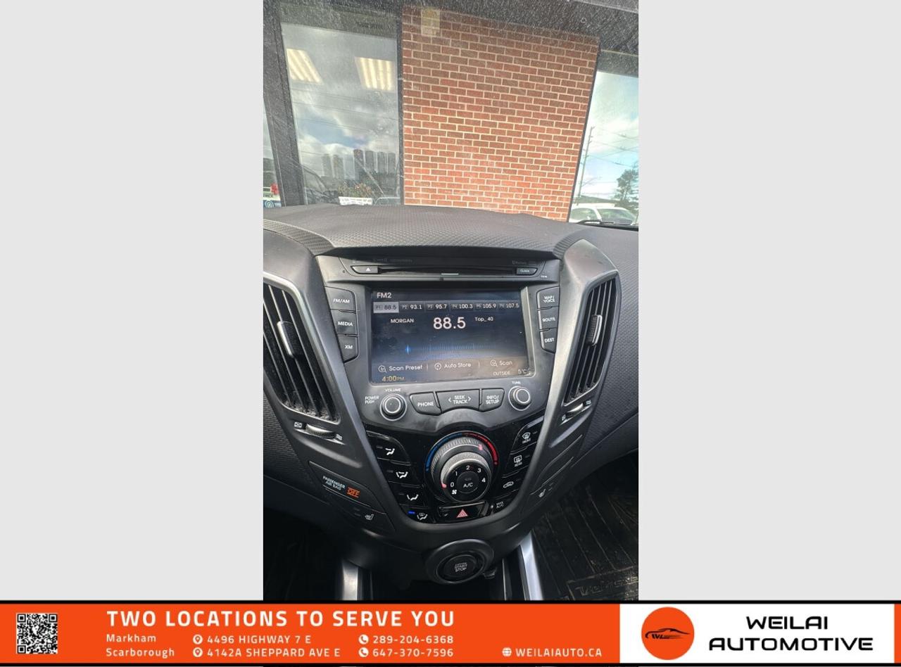 2016 Hyundai Veloster Turbo Photo