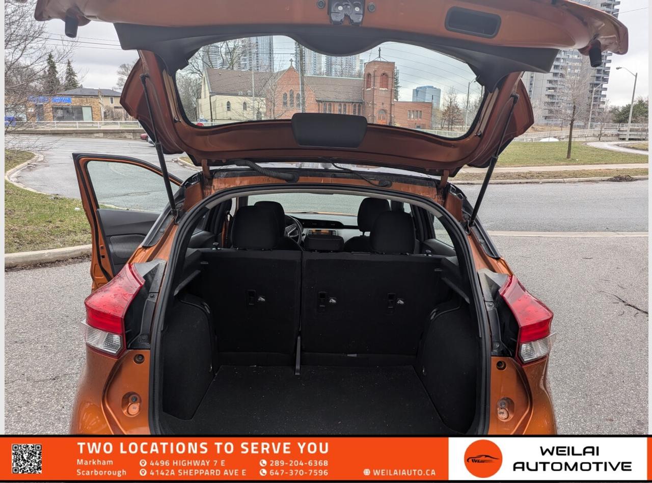 2018 Nissan Kicks SV | ACCIDENT FREE | GREAT ON FUEL ! Photo