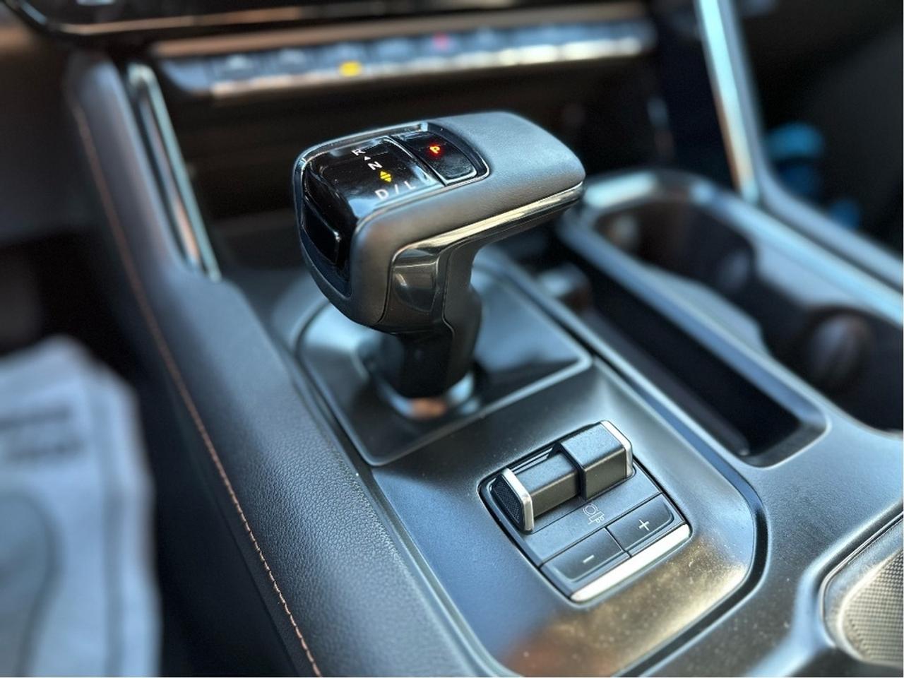 2023 GMC Sierra 1500 AT4 Photo