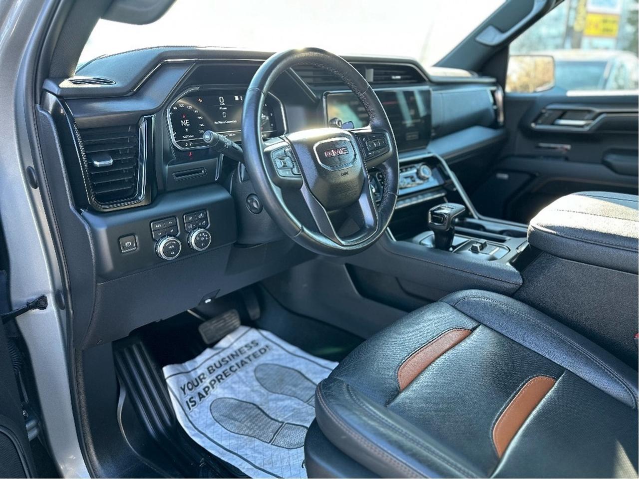 2023 GMC Sierra 1500 AT4 Photo