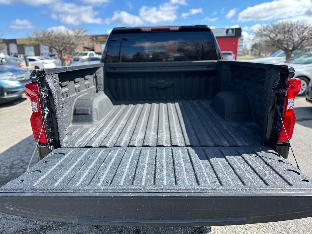 2022 Chevrolet Silverado 1500 LTD RST Photo