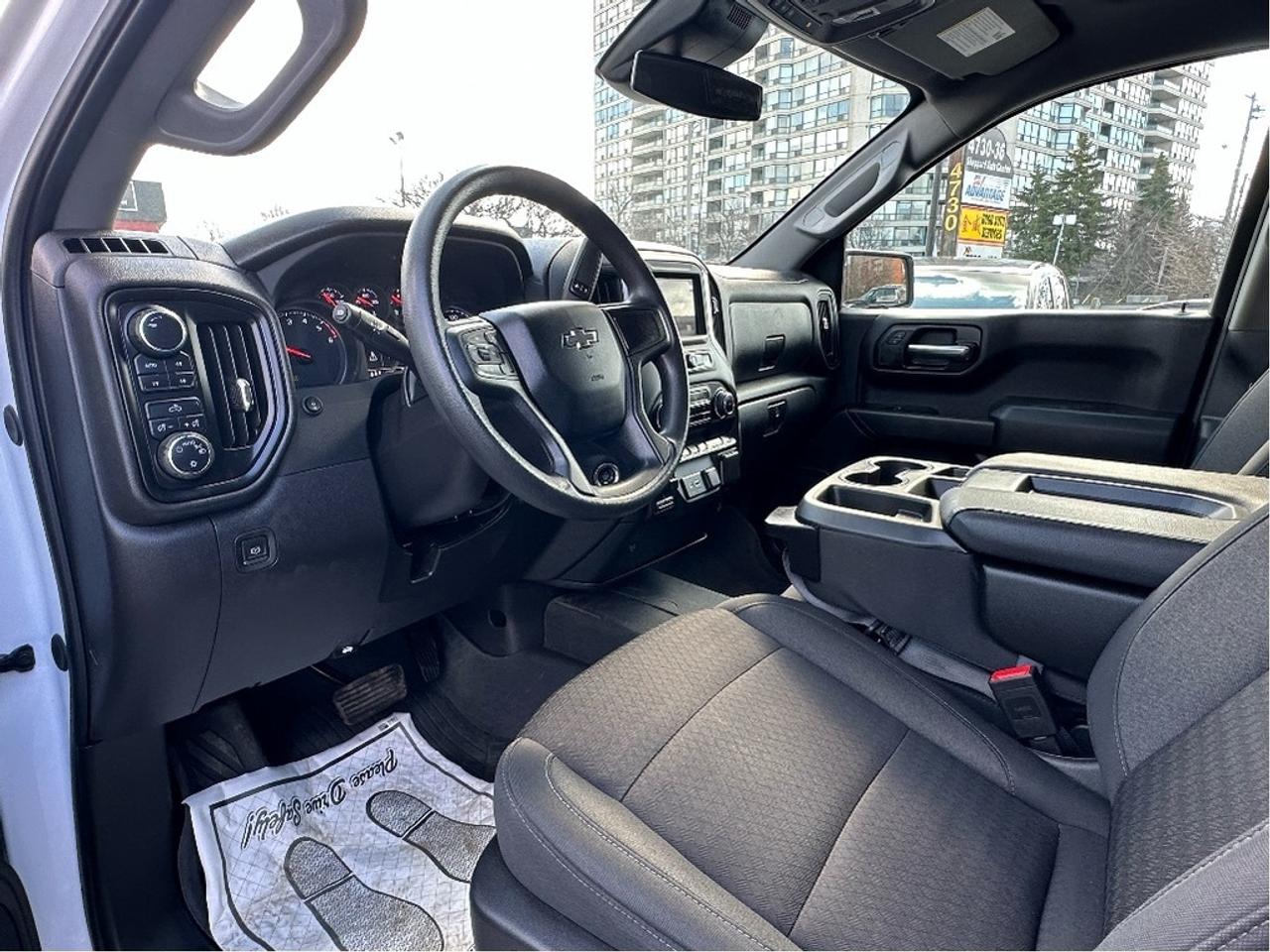 2024 Chevrolet Silverado 1500 Custom Trail Boss Photo