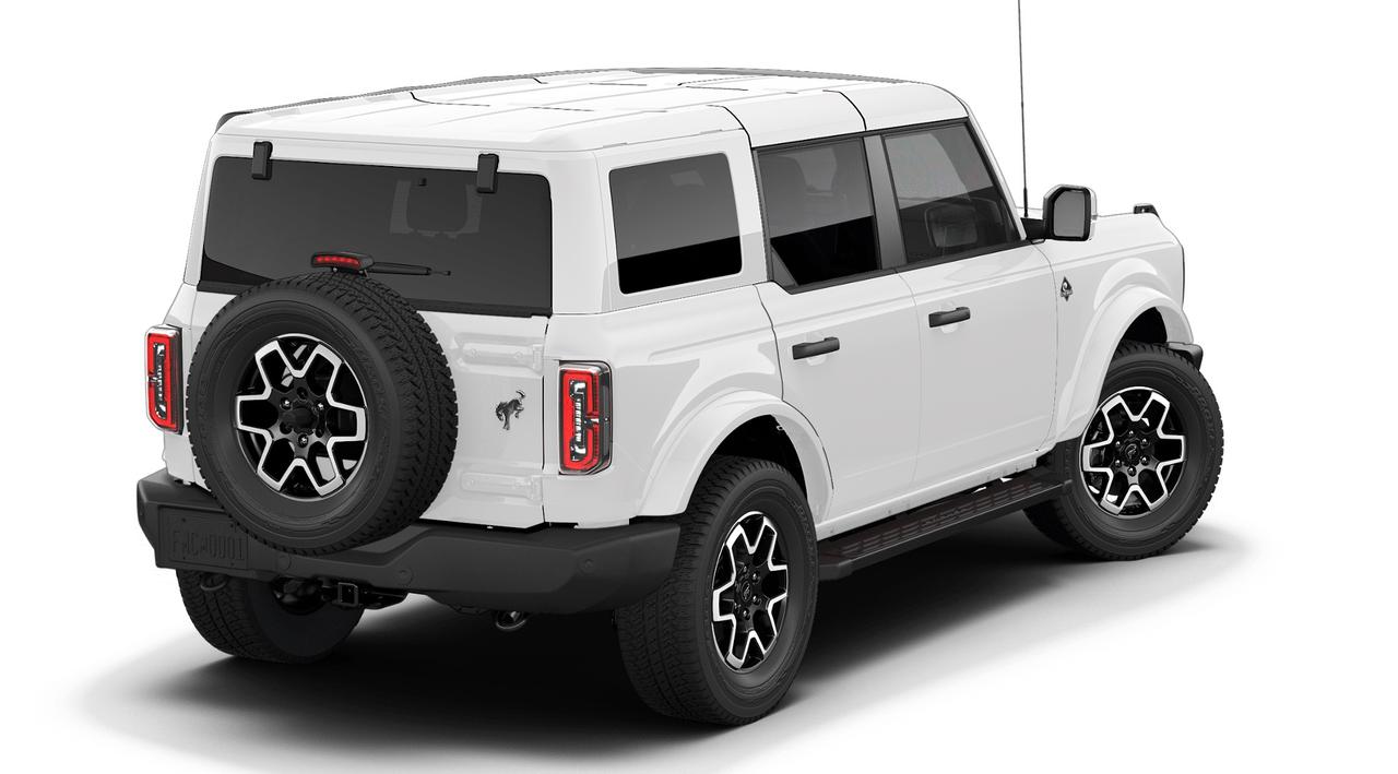 2026 Ford Bronco Outer Banks® Photo2