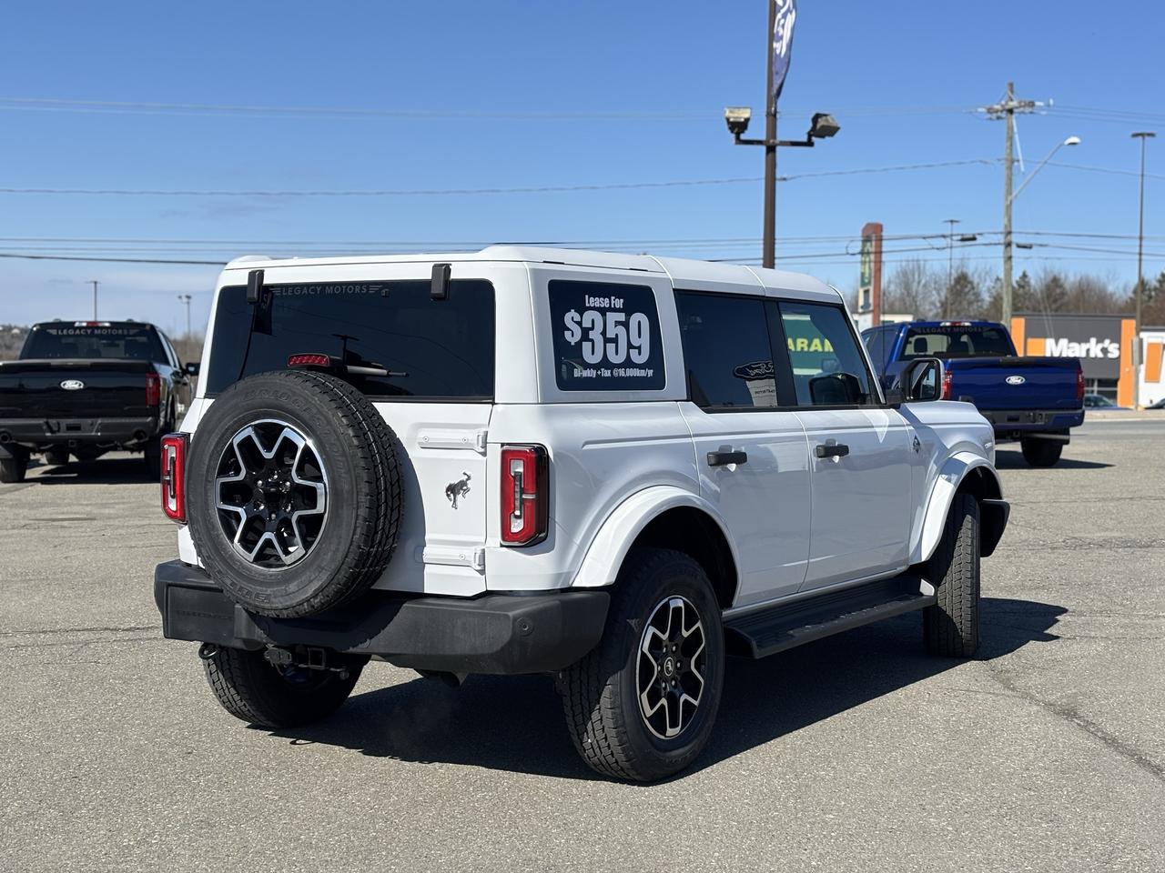 2026 Ford Bronco Outer Banks® Photo3