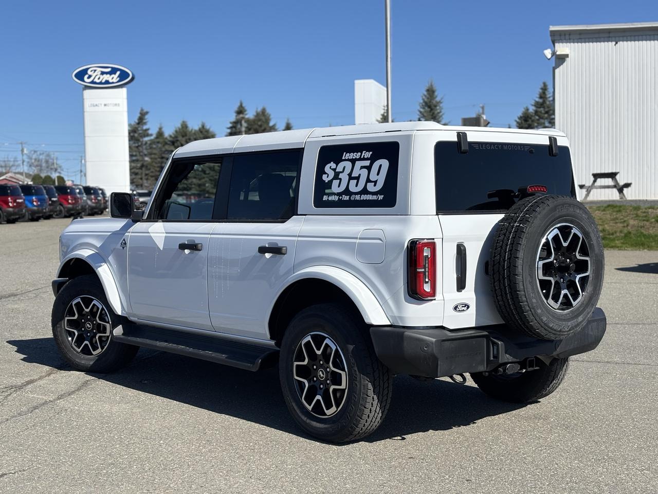 2026 Ford Bronco Outer Banks® Photo2