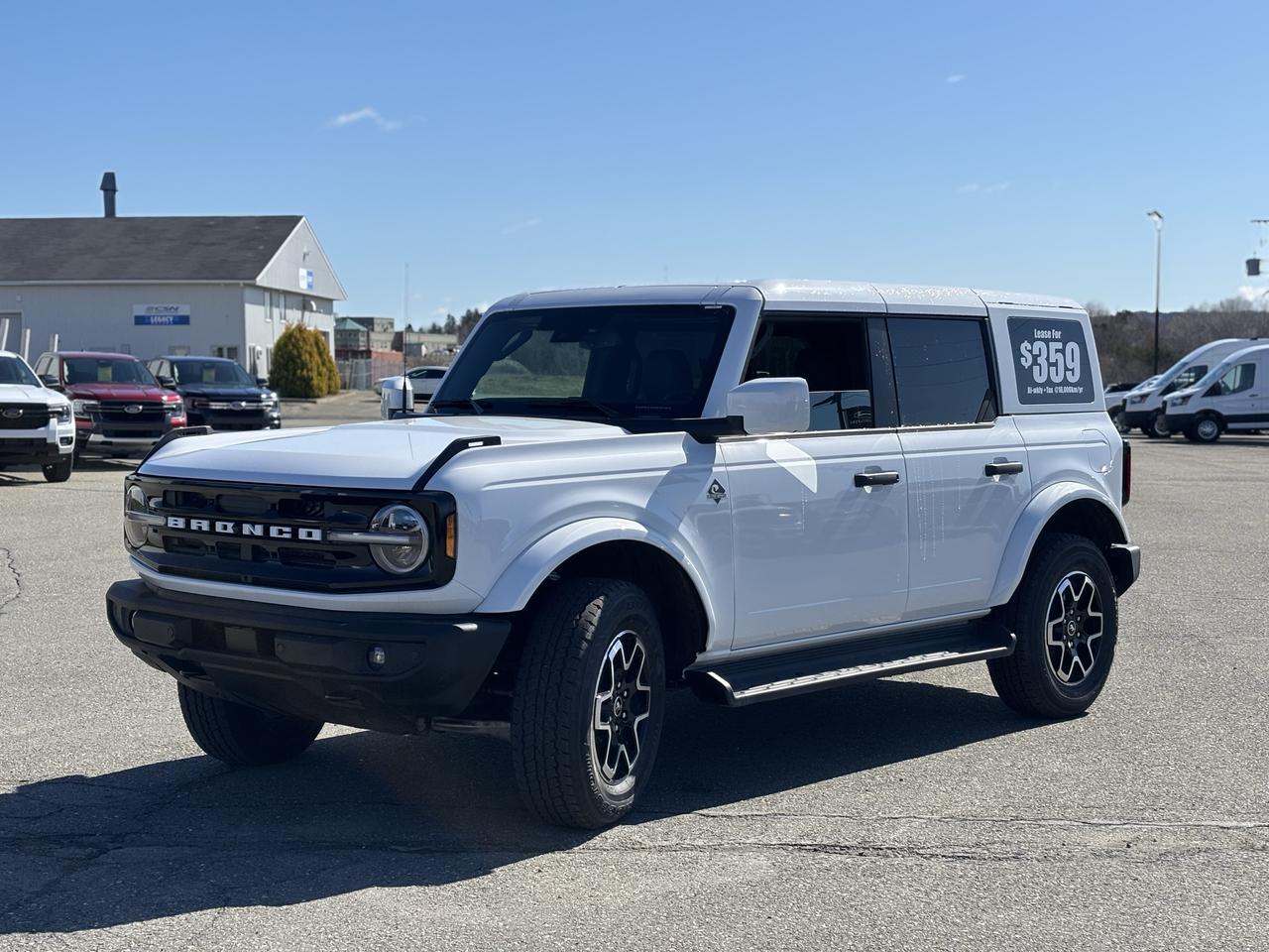 2026 Ford Bronco Outer Banks® Photo1