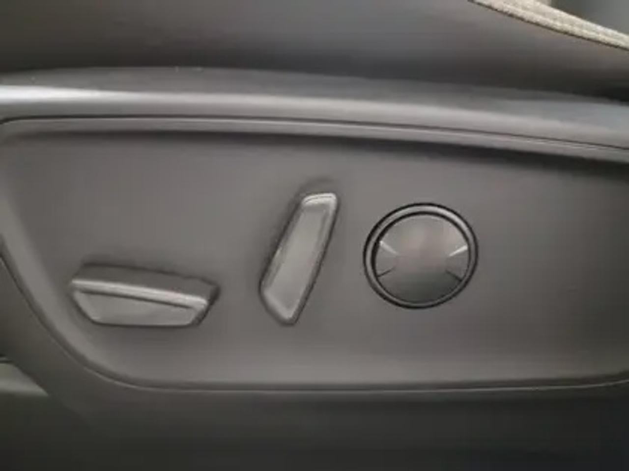 13918470