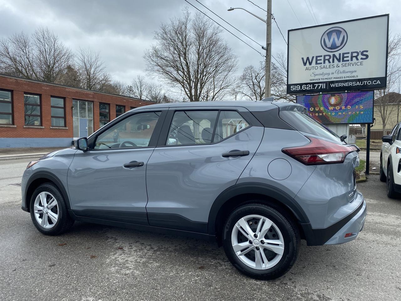 2024 Nissan Kicks S Photo