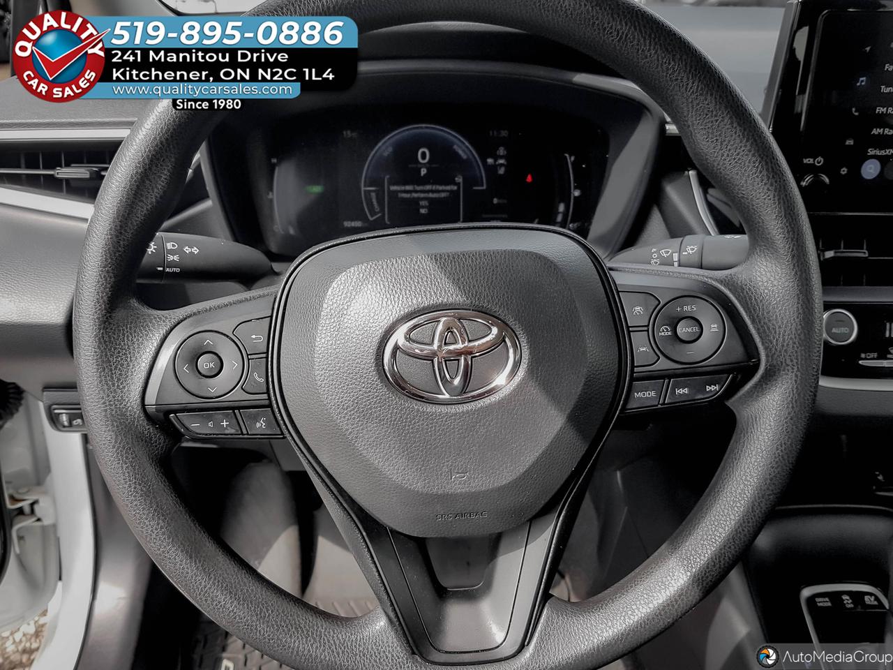 2024 Toyota Corolla LE *HYBRID* Photo