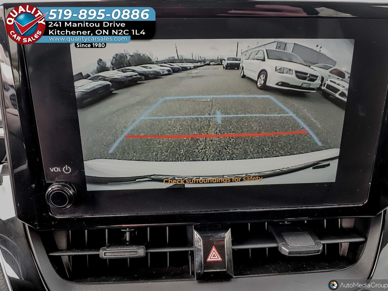 2024 Toyota Corolla LE *HYBRID* Photo